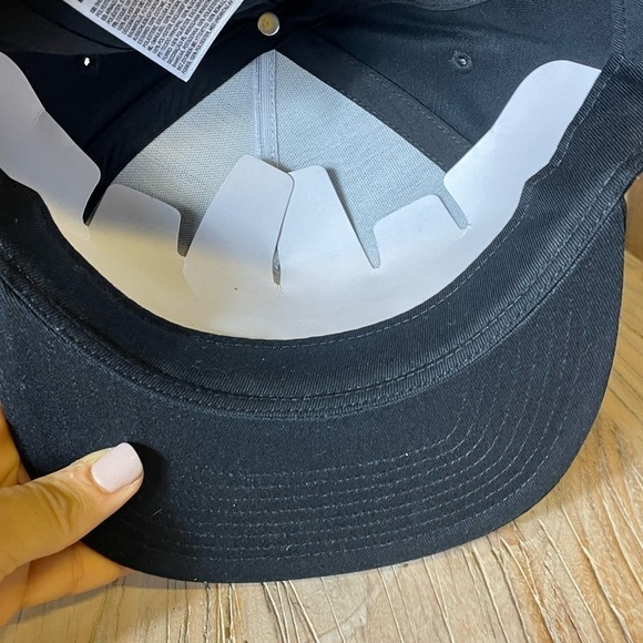 VANS Hi Def Snapback Hat NWT - Picture 10 of 10